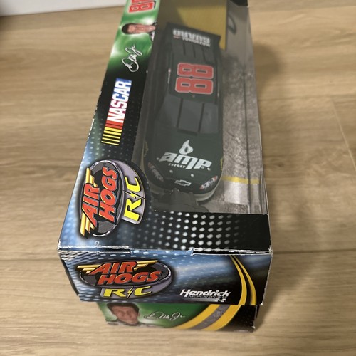 Dale Jr. 88 Amp National Guard Car - Air Hogs R/C Nascar - New!! - Picture 8 of 11