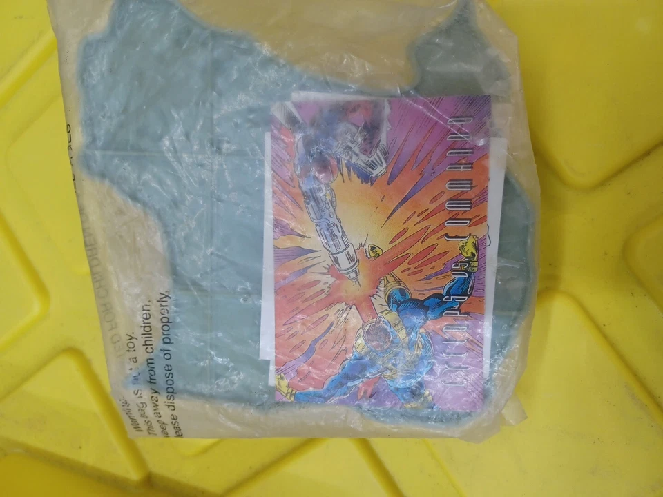 Lote De Colección De 7 Juguetes De Comida Rápida, Nuevo En Paquete, Hardees McDonalds - NUEVO EN PAQUETE Foto 2 de 4