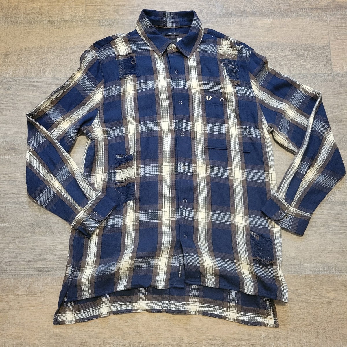 True Religion Men's Long Sleeve Loose Fit Button Front Plaid