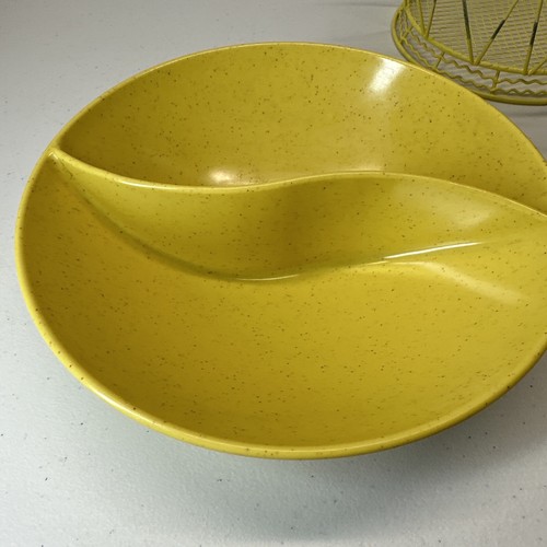 Vintage MCM Holiday By Kenro Confetti Yellow Divided Bowl Round Dish W/Holder - Picture 4 of 10