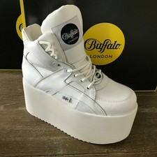 Buffalo Plateau Tower in weiß Größe 40 Neu mit Originalkarton