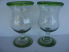 2  Vintage Mexico Green Recycled Hand Blown Wine/Ice Tea Glass Goblets 6 75” T