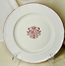 Moulin des Loups, Armoiries, Red Scalloped French Dinner Plate w/Unicorns/Crest