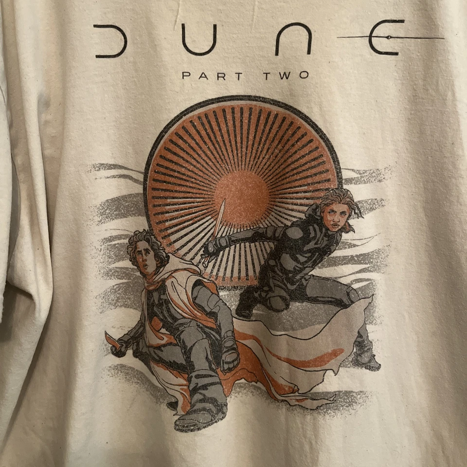 Camiseta masculina Regal Cinemas Dune parte 2 LG gráfica promocional bege claro - Imagem 2 de 4
