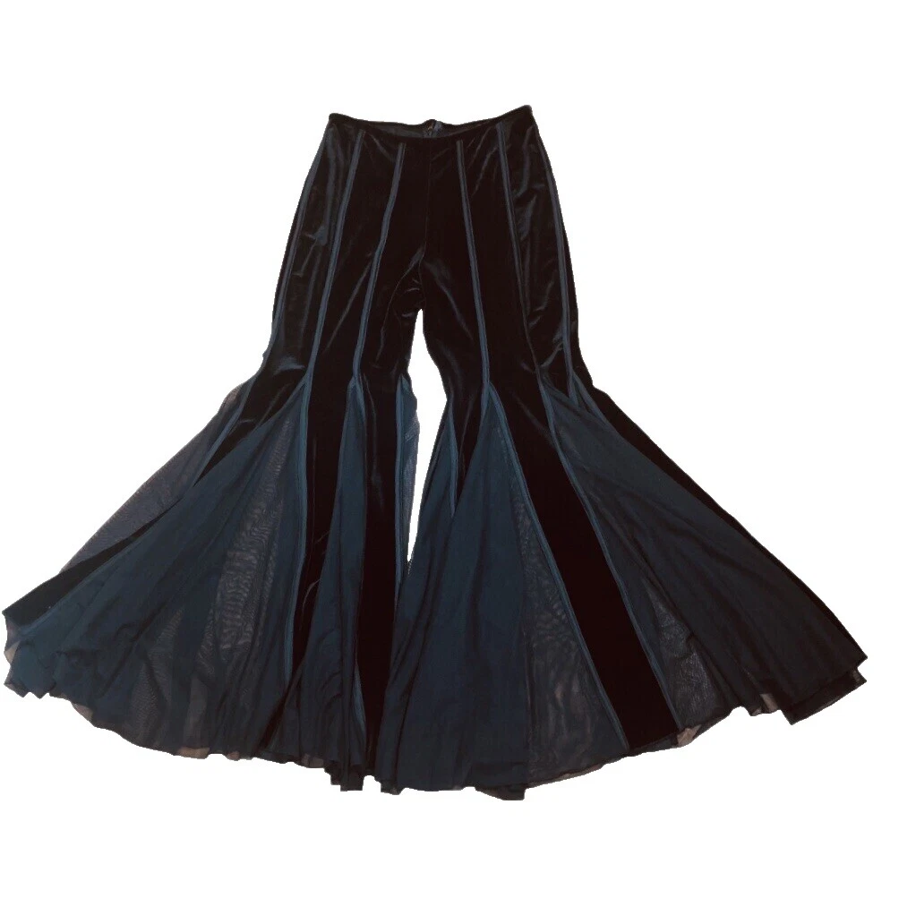 Одежда, обувь и аксессуары для коллекций JS