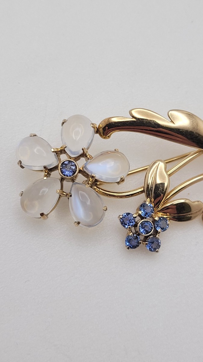 Vintage Tiffany & Co. 14K Yellow Gold Moonstone & Sapphire Vintage Tiffany & Co. 14K Yellow Gold Moonstone & Sapphire