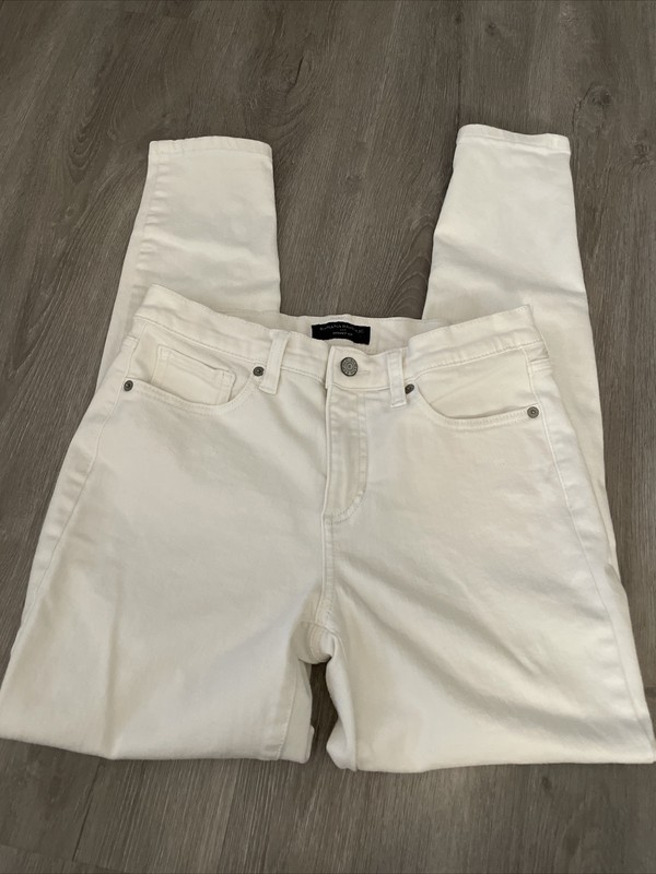 Banana Republic Skinny Fit White Jeans  28/6