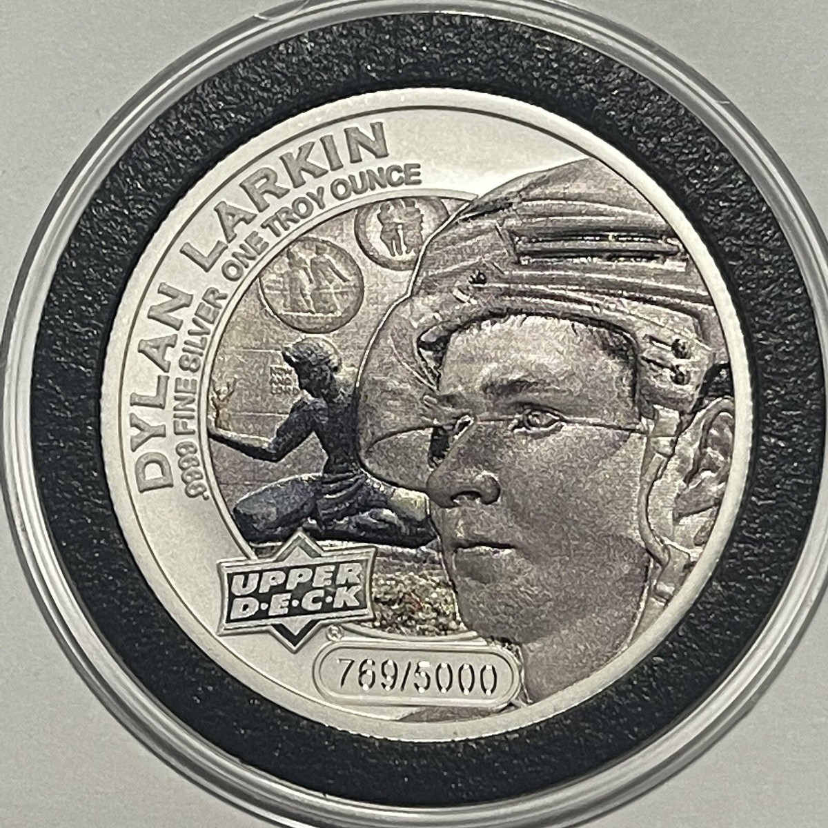 Dylan Larkin NHL Ice Hockey Colorized Coin 1 Troy Oz .9999 Fine