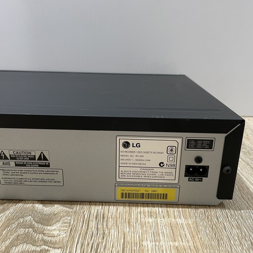 LG RC299 DVD Recorder VCR Combo - Partly Working (see Description) - Picture 5 of 6