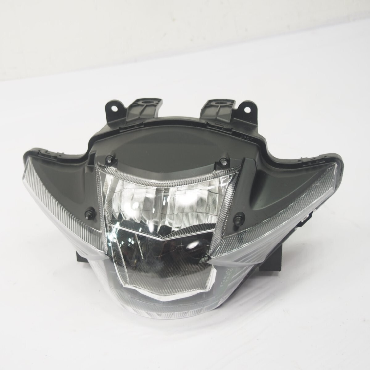 スズキ　GSX-R125 純正ヘッドライト　ユニット Suzuki GSX-R125 R150 Headlight Lamp Set GSXR125 GSXR150