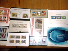 10 Different Worldwide Souvenir and mini sheets MHN lot #9