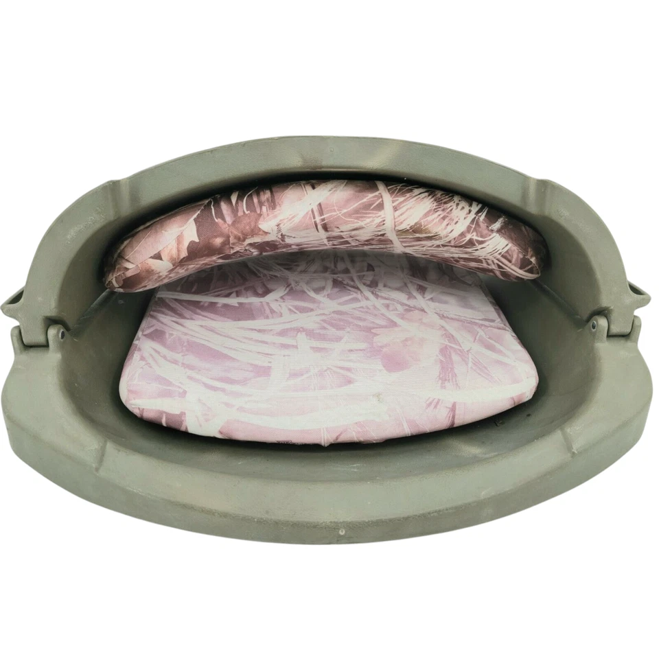 Attwood 船座椅狩猎低靠背舒适折叠钓鱼船座椅 — 第 3/4 张图片