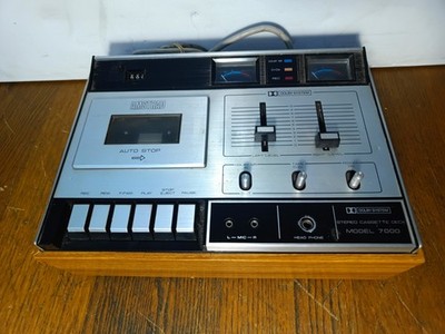 AMSTRAD Model 7000 VINTAGE HiFi Cassette Tape D UNGETESTET ERSATZTEILE/REPARATURPROJEKT 