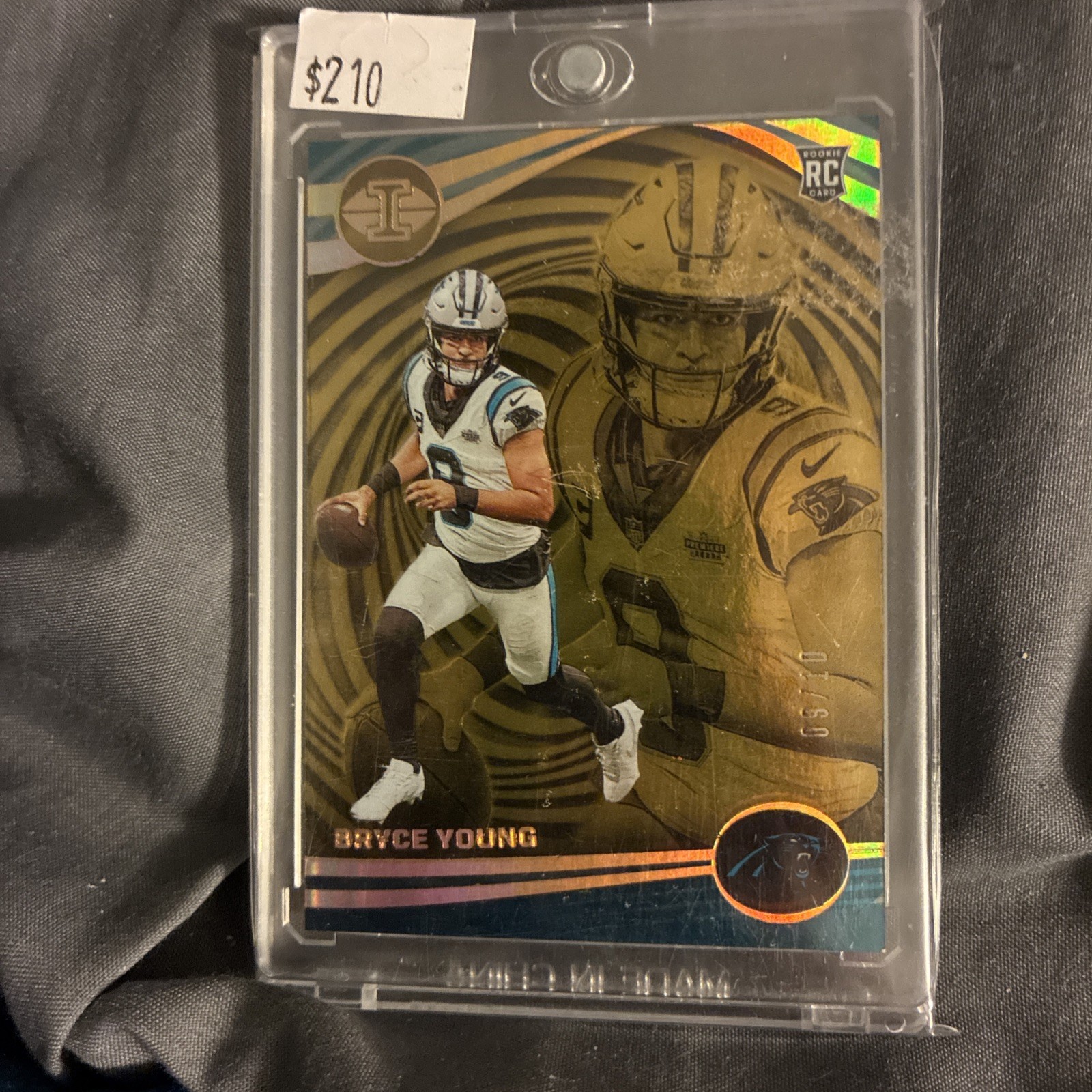 2023 Panini Illusions Bryce Young true Gold /10 #18 RC JERSEY MATCH 9/10
