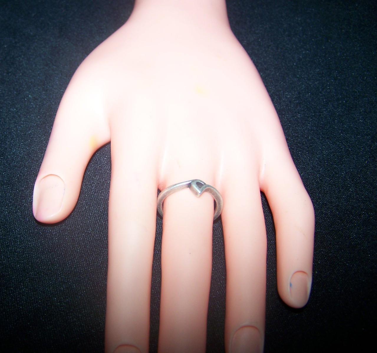 James Avery Script Initial "s" Letter Ring Size 8… - image 1