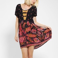 Minkpink X Urban outfitters skater mini dress 100% viscose Size S