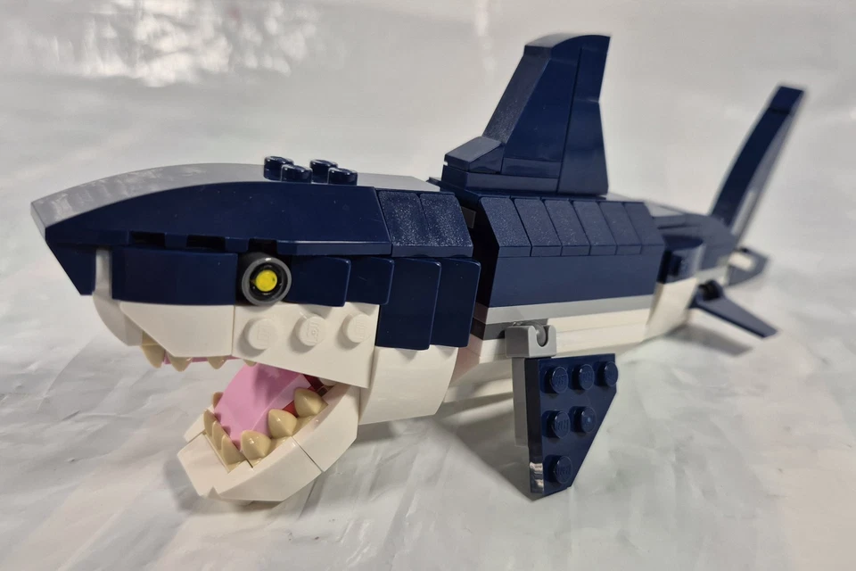 Lego Creator #31088 Deep Sea Creatures 2019 - 100% Complete - Image 3 of 4
