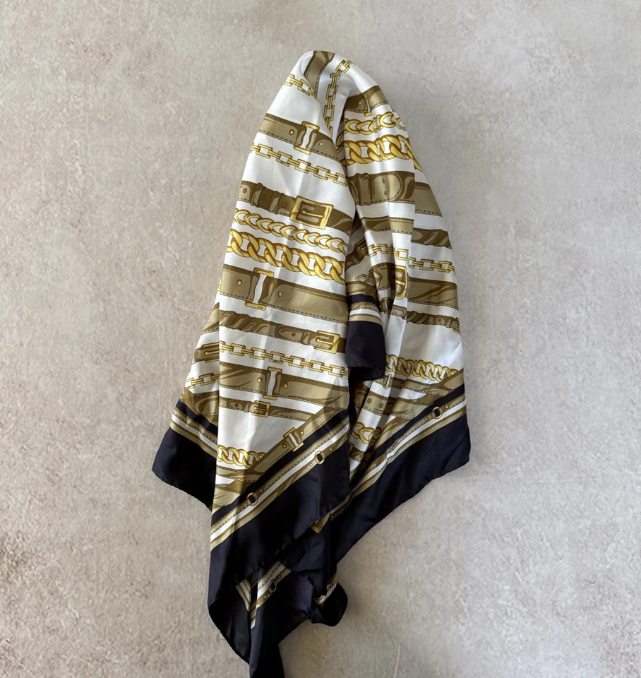Azalea Bellagio Italy 100% Silk Scarf Gold Chain Belt Print Black Border Vintage - Image 2 of 4