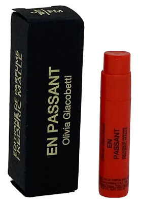 Frederic Malle / Olivia Giacobetti En Passant 0.04 oz EDP Spry Boxed Sample Vial