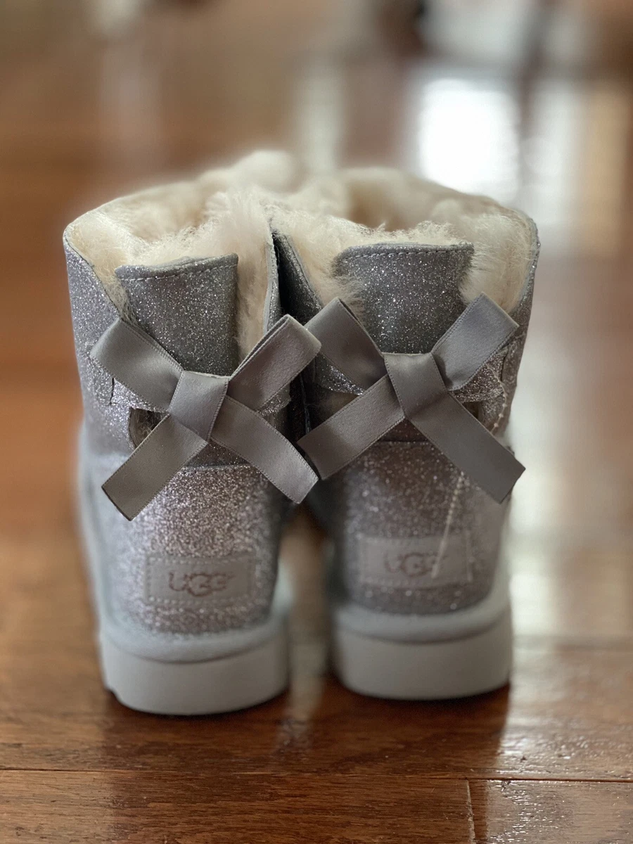 UGG WOMEN S W MINI BAILEY BOW SPARKLE FASHION BOOTS 1100053 W