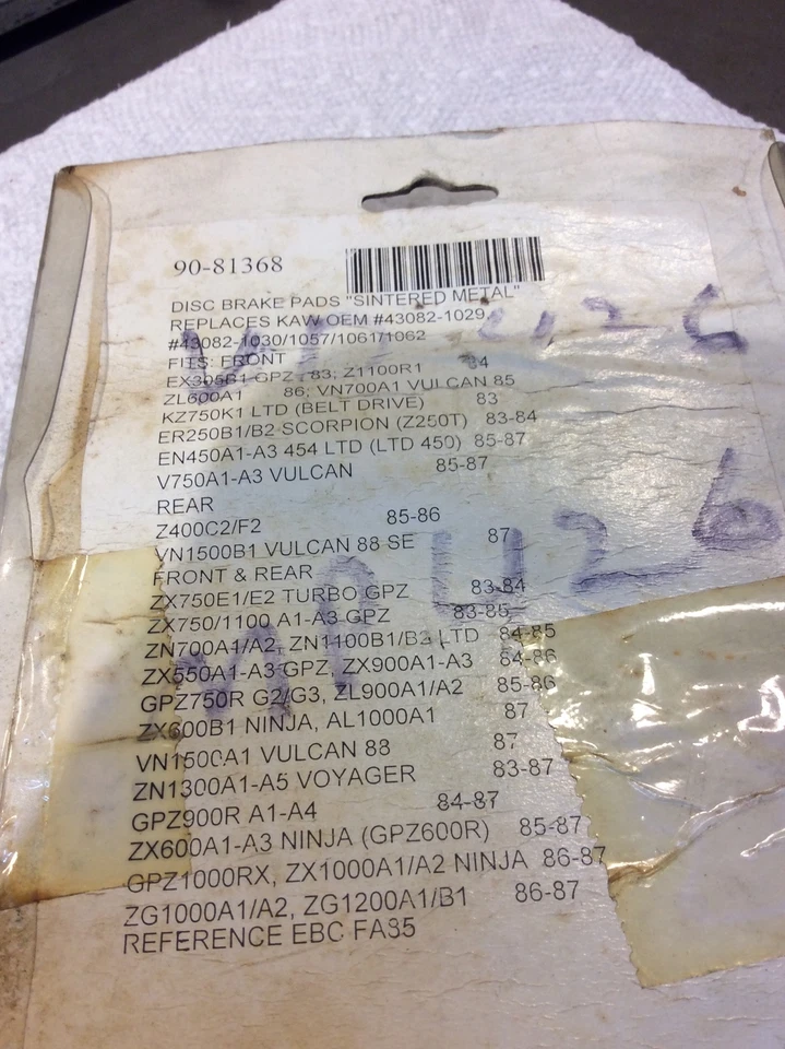 Pastillas de freno Emgo Kawasaki ZN700/750/1100, EN450 LTD/EN500 90-01 #90-81368 Foto 4 de 4