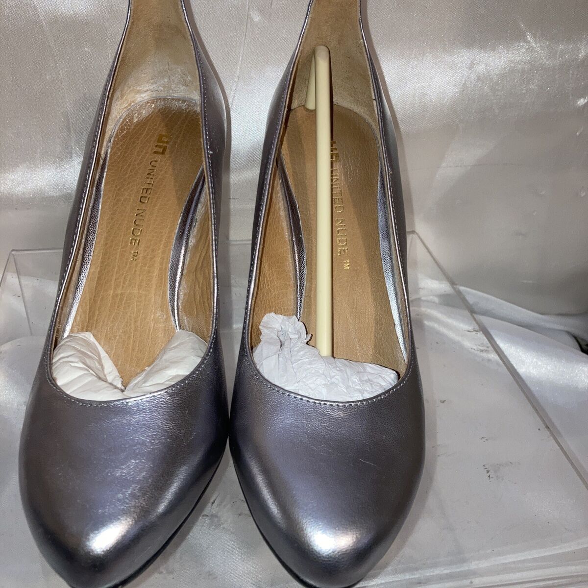 NIB UNITED NUDE ICONIC ARCHITECTURAL DESIGN EAMZ SILVER PUMP NIB UNITED NUDE ICONIC ARCHITECTURAL DESIGN EAMZ SILVER PUMP