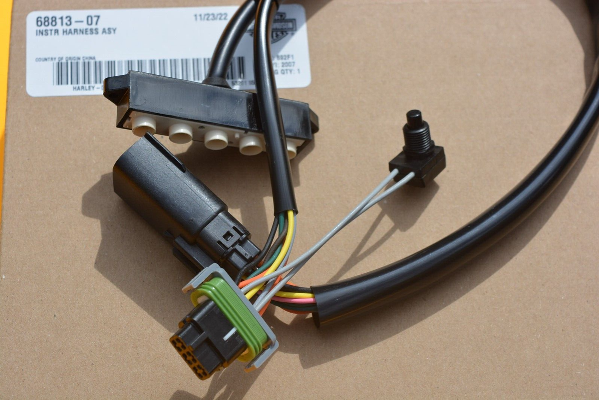 10 Harley-Davidson Iron 883 Xl883n OEM Speedometer 10 Harley-Davidson Iron 883 Xl883n OEM Speedometer