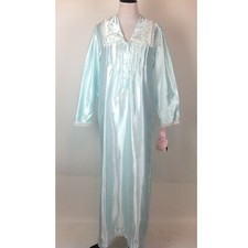 NOS Vintage Vanity Fair Nightgown Satin Embroidered Womens Small Flaw