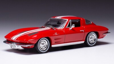 1963 Chevrolet Corvette Stingray Red/white 1:43 Model IXO MODEL