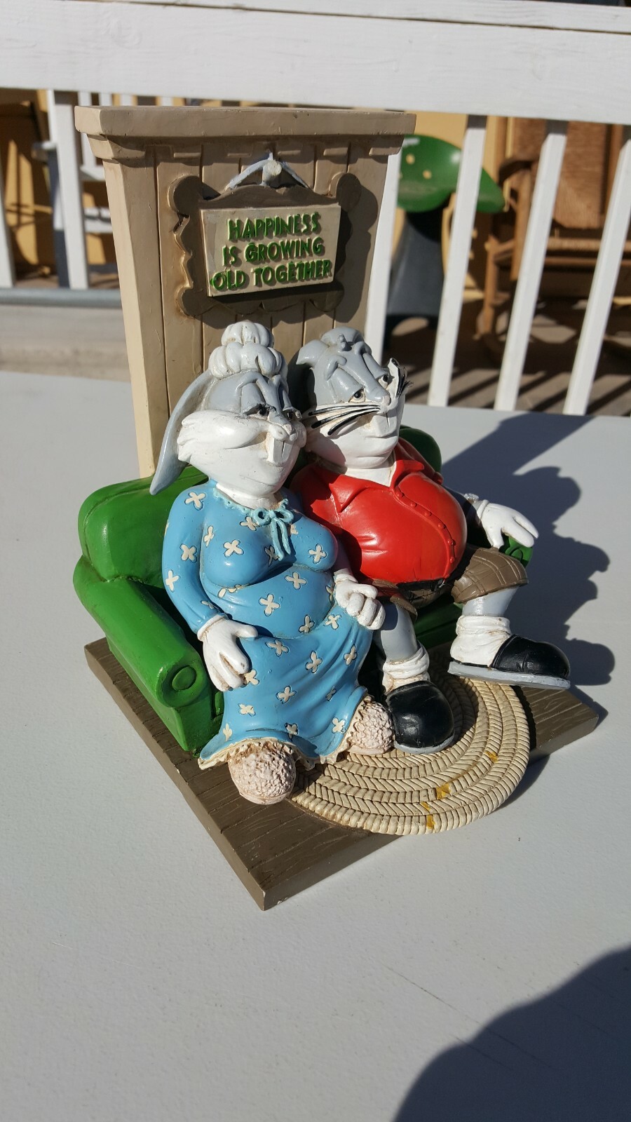 VTG 1994 Resin Warner Bros Store EXCLUSIVE bugs and lola growing old Figures