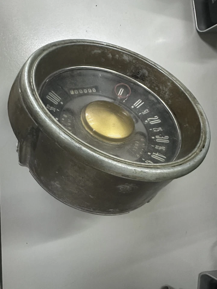 Ford Victoria 1951 velocímetro medidor Foto 3 de 4