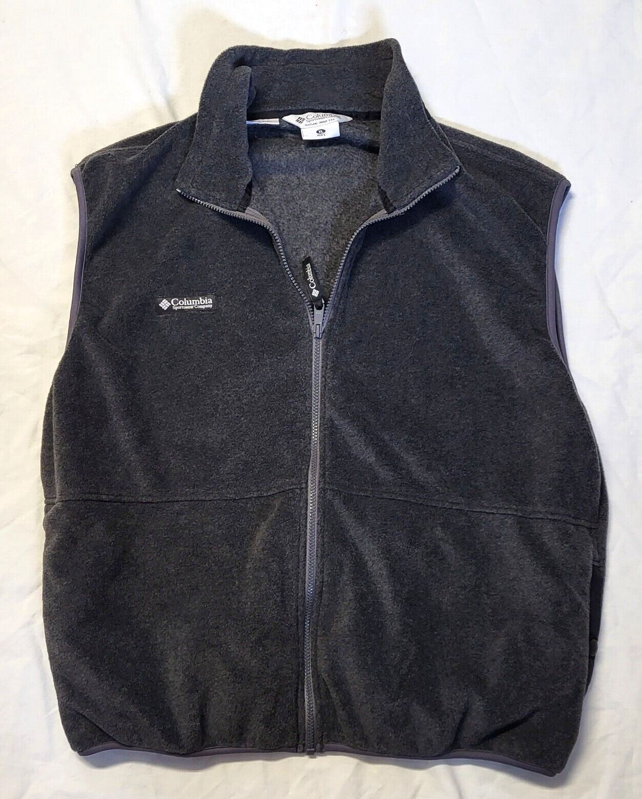 Columbia Men's XL Gray Classic Outdoor Preppy Vest with Collar & Pockets