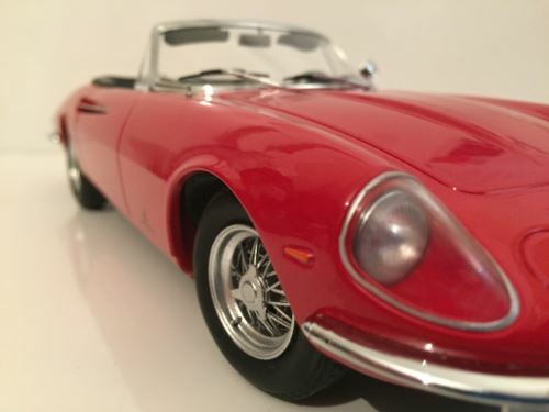 Ferrari 365 California Spider 1966 Czerwony 1:18 Skala KK Modelarski Popularna, popularna WYPRZEDAŻ