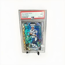 Panini 2017 Prizm Tom Brady #33 Disco Prizm PSA 9 New England Patriots NFL
