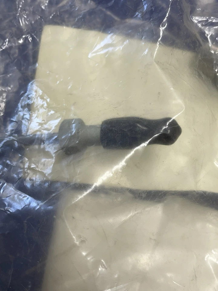 Ford Original NOS Pass. Manguera de freno hidráulica trasera derecha 3F2Z-2282-CB / Windstar Foto 3 de 4