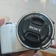 SONY Alpha a5000 Mirrorless Digital Camera 16-50mm Lens English -White English