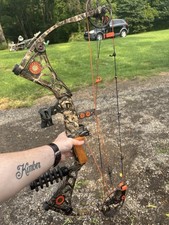 Mathews Archery Dxt #70 Pound Right Hand Bow