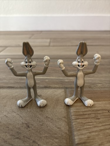 Arbys Bugs Bunny WB1991 Happy Meal Toy Figure 1.5" x 3.5" (2)