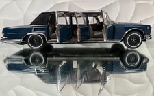 1/18 CMC Mercedes-Benz 600 Pullman Blue  #M-205 Limited Ed No. 1861