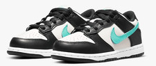 4c Nike Dunk Low Light Bone Tropical Twist TD CW1589-003 in Hand