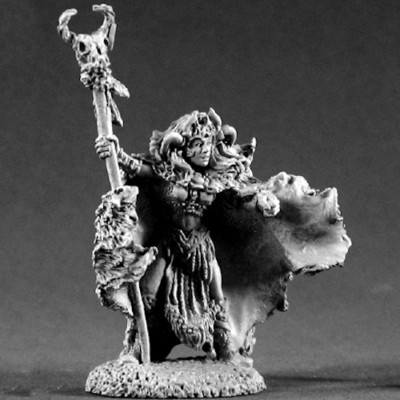 Reaper Dark Heaven Legends 02183 - Queen Shanon - Sciamano Barbaro Druido - Miniatura Non Dipinta