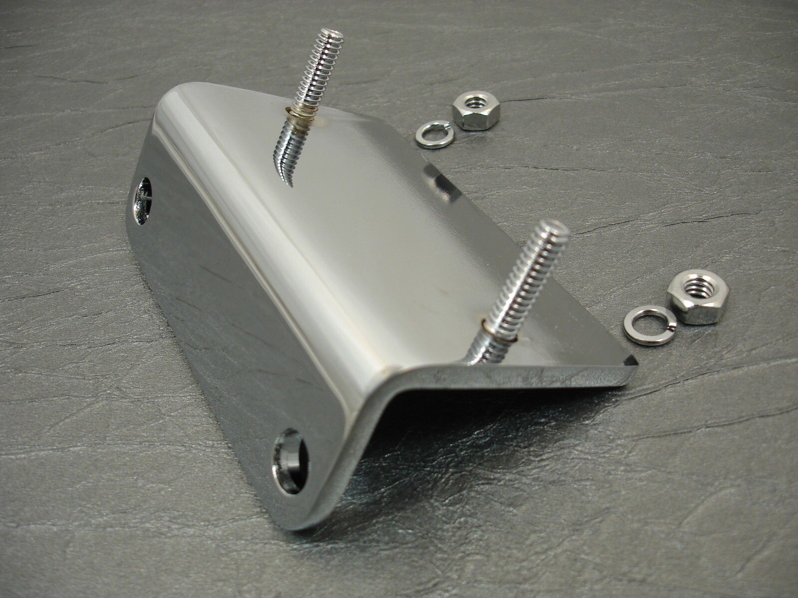 BRACKET RECTIFIER REGULATOR FRONT MOUNT HARLEY SHOVELHEAD EVO CHARGING CHROME