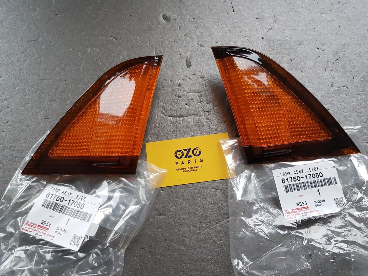 Genuine Toyota MR-2 rear right and left lamp reflector 81750-17050