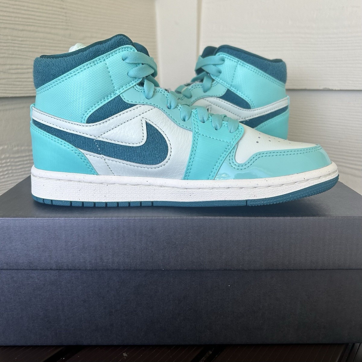 SIZE 5.5 - AIR JORDAN 1 SE MID BLEACHED TURQUOISE W | eBay