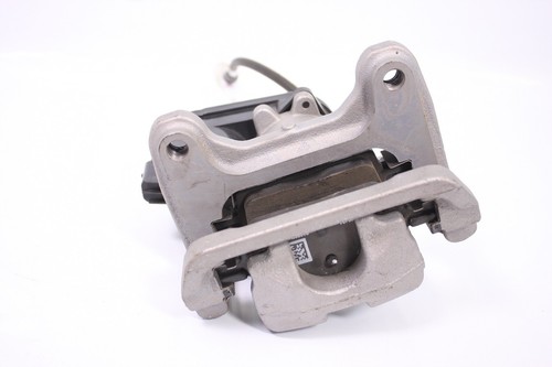 Rivian R1T OEM Right Left Brake Caliper & Pads PT00030005-C - Picture 5 of 9