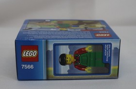 LEGO City: Farmer - with Dog and Pig (7566) Brand New & Factory Sealed