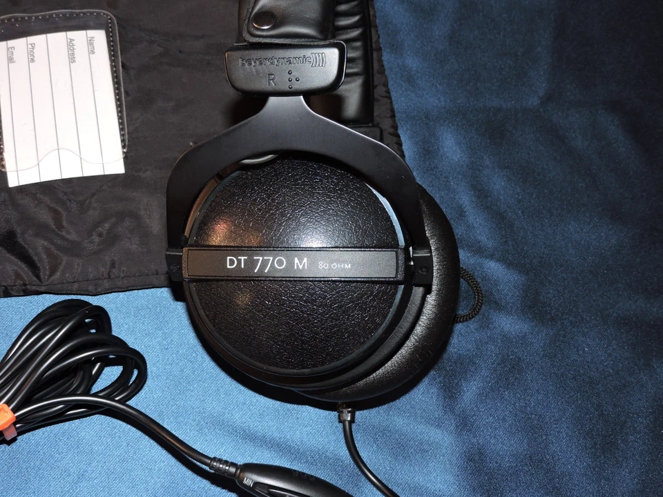 Beyerdynamic DT 770M Headphones w/ Bag ~pre-owned~ - Image 2 of 4