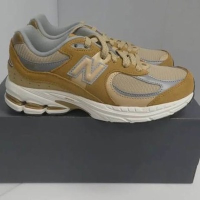 New Balance 2002R Concord Grape White Phantom Womens 8 Mens 6.5