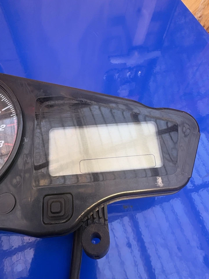 Gauge / Speedometer KMH Honda VFR 800 VTEC 2002-2013 (VFR800 RC46) ABS - Image 3 of 4