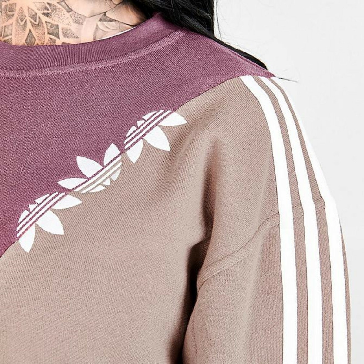 adidas Women's Adicolor Sliced Trefoil Crewneck Sweatshirt